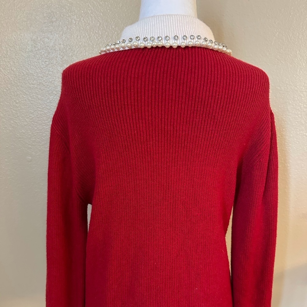 Chic Red Sweater with Embellished Collar - Picture 6 of 6